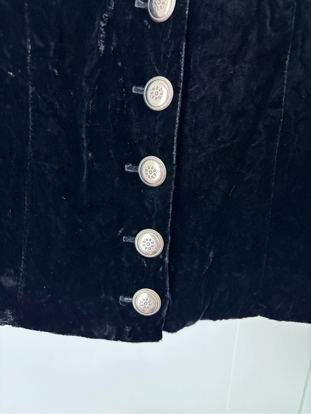 Lucia Lukken Broomskirts Women's Black Velvet Button-Front Blazer Jacket | M - Picture 3 of 6